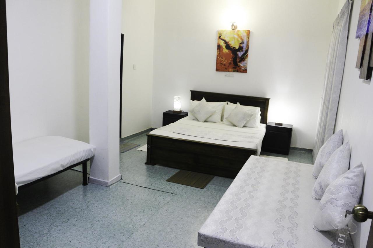 Yoho Travellers Residence Kandy Esterno foto